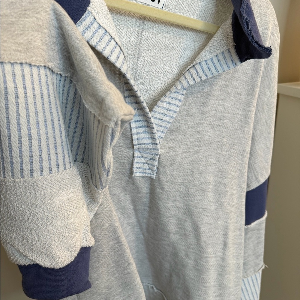 NWOT BUCKETLIST Harlow Color-Block Loose Fit Top - Picture 5 of 8